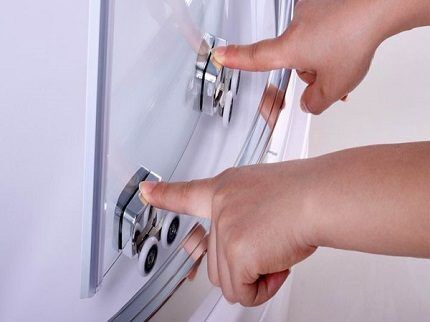 Двойные нижние ролики душевой кабины