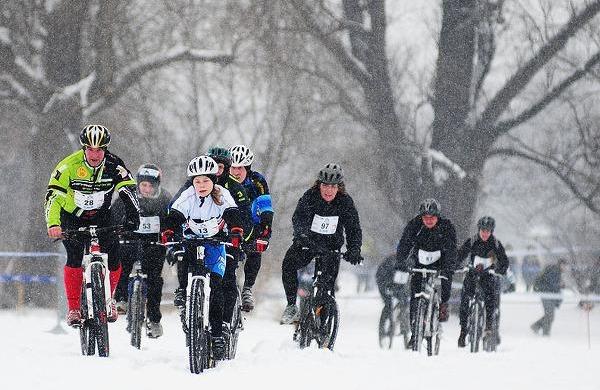 Зимний триатлон, правила соревнований, MTB гонка