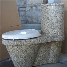 Стильный каменный унитаз