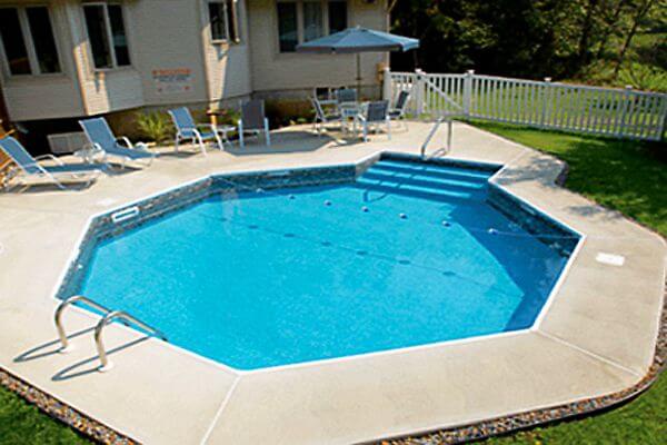 small-octagonal-pool