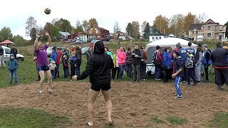 Волейбол и плавание в ледяной воде