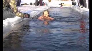 Заплыв в ледяной воде