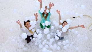 DRY POOL. Сухой бассейн с шариками. Батут. Развлекательный комплекс Ярославль. | Contrast Studio.