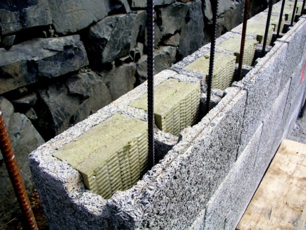 Погреб из шлакоблоков