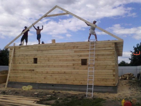 Установка фронтальных стропил