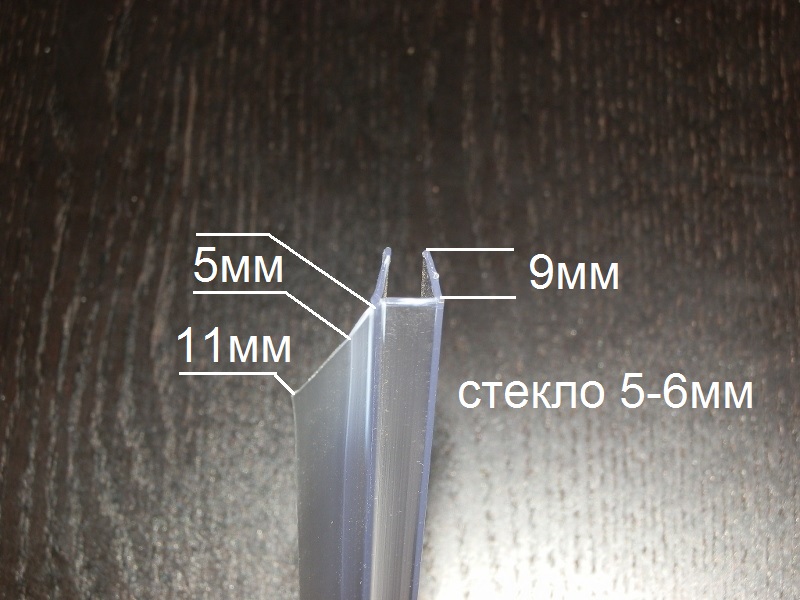 Силиконовый уплотнитель на дверь душевой кабины длина 200 см угол 45. Стекло 6 мм