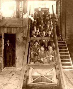 Copper miners in Michigan, Keystone View Co, 1916.
