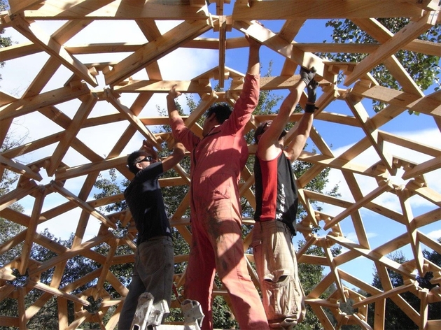 diy-wooden-dome-built-from-pallets-4-final-piece.jpg